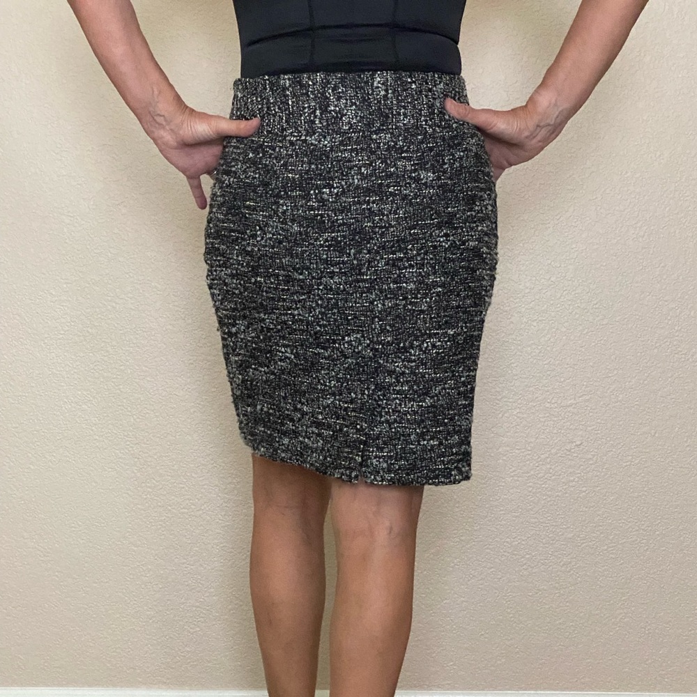 Ann Taylor pencil skirt - Picture 2 of 7